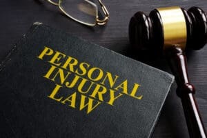 What to Expect When Working With a Personal Injury Law Firm